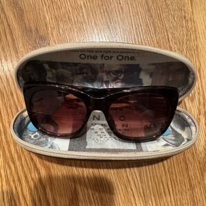 Toms Kitty Brown Tortoise Sunglasses